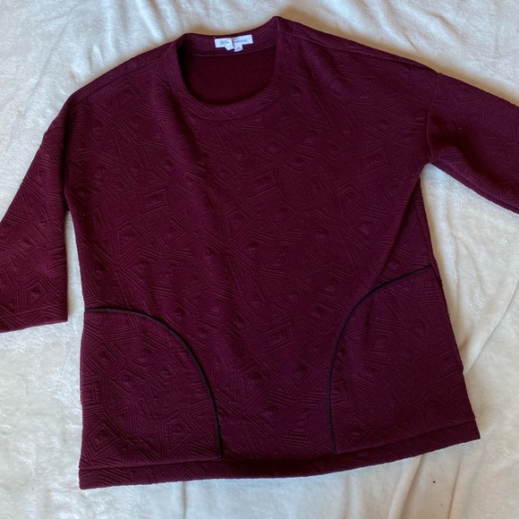 BCBGeneration Top - Picture 2 of 4